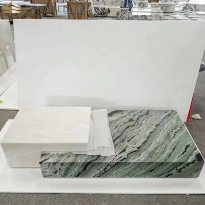 Raggio Verde rectangular marble coffee table
